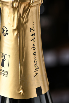 Champagne Philippe Dechelle Cuvee Nude - шампанское Филипп Дешель Кюве Нюд 2015 год 0.75 л белое экстра брют