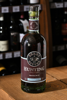 Beluga Hunting Berry Bitter - ликер Белуга Хантинг Ягодный Биттер 0.5 л