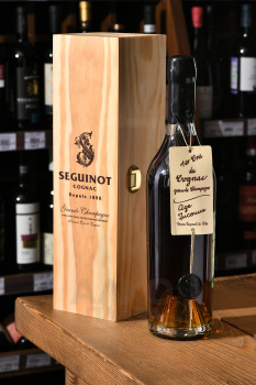 Seguinot Age Inconnu - коньяк Сегино Аж Инконню 0.7 л в д/у