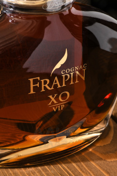 Frapin VIP XO Grande Champagne Premier Grand Cru Du Cognac (with box) - коньяк Фрапэн VIP XO Гранд Шампань Премье Гран Крю дю Коньяк 0.7 л (в коробке)