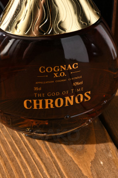 Chronos XO - коньяк Хронос ИКСО 0.35 л в подарочном наборе из 2-х бут.