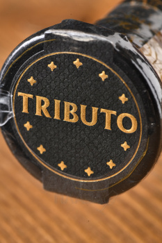 Don Nacho Tributo Extra Premium Anejo 100% Puro de Agave - текила Дон Начо Трибуто Экстра Премиум Аньехо 100% Пуро де Агава 0.75 л