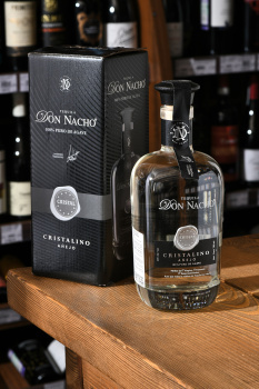 Don Nacho Cristal Anejo Cristalino - текила Дон Начо Кристал Аньехо Кристалино 0.75 л в п/у