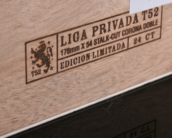 Drew Estate Liga Privada T52 Corona Doble - сигары Дрю Эстейт Лига Привада Т52 Корона Дабл