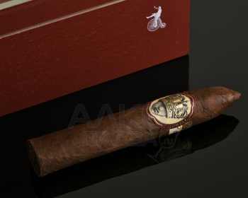 Caldwell Long Live The King Lock Stock Belicoso - сигары Колдвел Лонг Лайв Зе Кинг Лок Сток Беликосо