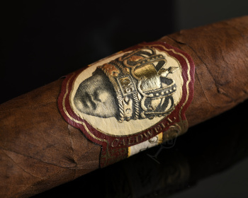 Caldwell Long Live The King Lock Stock Belicoso - сигары Колдвел Лонг Лайв Зе Кинг Лок Сток Беликосо