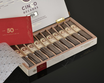 Joya de Nicaragua Obras Maestras Cinco Decadas El Cumiche - сигары Джоя де Никарагуа Обрас Маэстрас Синко Декаданс Ель Кумише