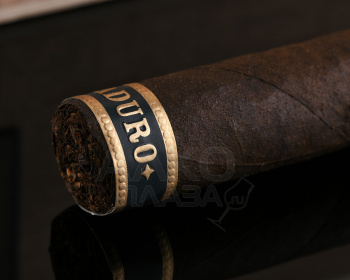 Drew Estate Undercrown Maduro Gran Toro - сигары Дрю Эстейт Андеркраун Мадуро Гран Торо