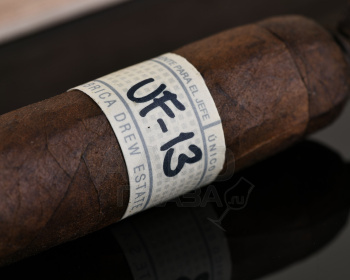 Drew Estate Liga Privada Unico UF13 - сигары Дрю Эстейт Лига Привада Юнико Серия УФ13