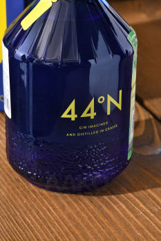 44°N Gin - джин 44°Н 0.5 л в п/у