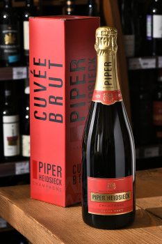 Piper Heidsieck Cuvee Brut gift box - шампанское Пайпер Хайдсик Брют 0.75 л в п/у
