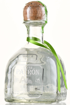 Patron Silver - текила Патрон Сильвер 0.7 л