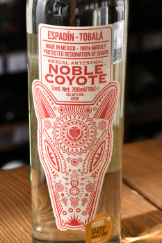 Mezcal Artesanal Noble Coyote Espadin-Tobala - мескаль Артесаналь Нобль Койоте Эспадин Тобала 0.7 л
