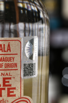 Mezcal Artesanal Noble Coyote Espadin-Tobala - мескаль Артесаналь Нобль Койоте Эспадин Тобала 0.7 л