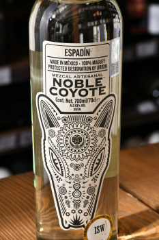 Mezcal Artesanal Noble Coyote Espadin - мескаль Артесаналь Нобль Койоте Эспадин 0.7 л