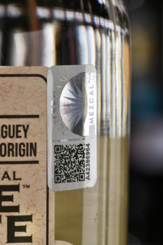 Mezcal Artesanal Noble Coyote Espadin - мескаль Артесаналь Нобль Койоте Эспадин 0.7 л