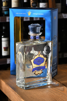 Antigua Cruz Anejo Cristalino 100% Agave Azul - текила Антигуа Круз Аньехо Кристалино 100% Агаве Азуль 0.75 л в п/у