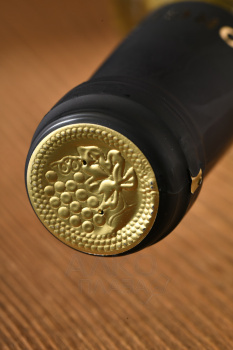 Georgian WineMaker Tsolikauri - вино Джеорджиан Ваинмеикер Цоликаури 0.75 л белое сухое