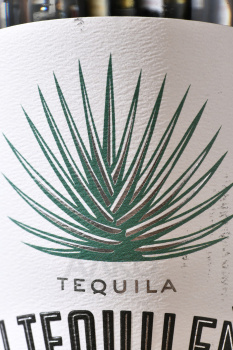 El Tequileno 1959 Crystalino - текила Эль Текиленью 1959 Кристалино 0.7 л