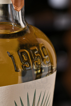 El Tequileno 1959 Reposado Gran Reserva - текила Эль Текиленьо 1959 Репосадо Гранд Резерва 0.7 л