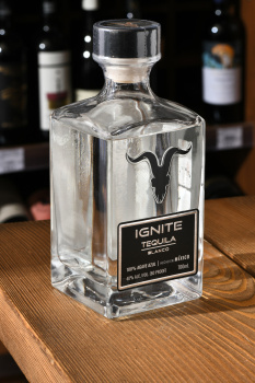 Ignite Tequila Blanco - текила Игнайт Бланко 0.7 л