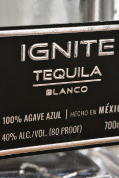 Ignite Tequila Blanco - текила Игнайт Бланко 0.7 л