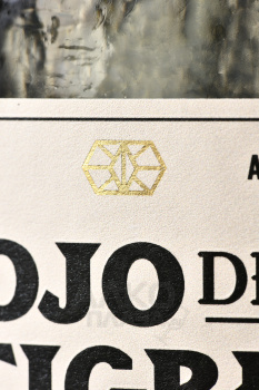 Mezcal Artesanal Ojo de Tigre Joven - мескаль Артизаналь Охо де Тигре Ховен 0.7 л