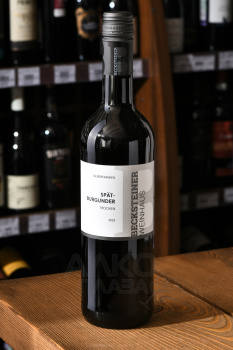 Becksteiner Weinhaus Spatburgunder - вино Бекштайнер Вайнхаус Шпэтбургундер 0.75 л красное сухое