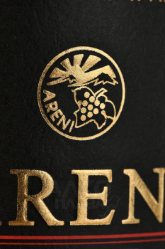 Vedi Alco Areni Gold - вино Веди Алко Арени Голд 1.5 л красное сухое
