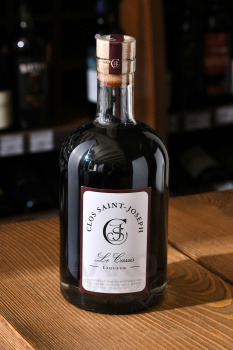Clos Saint-Joseph Le Cassis Liqueur - ликер Кло Сен-Жозеф Лё Касис 0.5 л