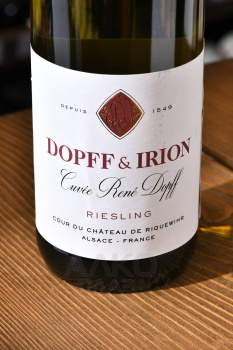 Riesling Dopff & Irion Tradition Alsace - вино Рислинг Допфф и Ирион Традисьон Эльзас АОС 0.75 л белое сухое