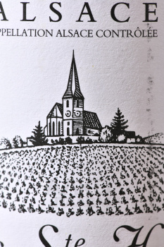 Riesling Clos Sainte Hune AOC - вино Тримбах Рислинг Кло Сент Ун 0.75 л белое полусухое