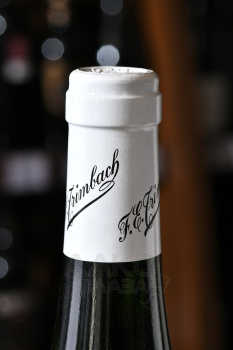 Riesling Clos Sainte Hune AOC - вино Тримбах Рислинг Кло Сент Ун 0.75 л белое полусухое