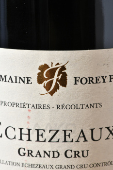 Domaine Forey Pere et Fils Echezeaux Grand Cru - вино Домэн Форе Пер э Фис Эшезо Гран Крю 0.75 л красное сухое