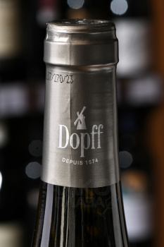 Dopff au Moulin Riesling Alsace - вино Допф О Мулэн Рислинг Эльзас 2018 год 0.75 л белое сухое