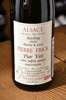 Pierre Frick Riesling Marne & Loess Alsace - вино Пьер Фрик Рислинг Марне э Лёс Эльзас 2020 год 0.75 л белое сухое