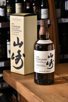 Suntory Yamazaki - виски Сантори Ямазаки 0.7 л