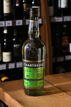 Chartreuse Verte - ликер Шартрез Верт 0.7 л
