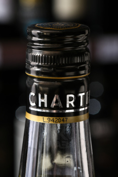 Chartreuse Verte - ликер Шартрез Верт 0.7 л