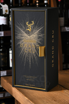 Glenfiddich Grand Cru 23 years old gift box - виски Гленфиддик Гран Крю 23 года 0.7 л