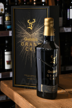 Glenfiddich Grand Cru 23 years old gift box - виски Гленфиддик Гран Крю 23 года 0.7 л