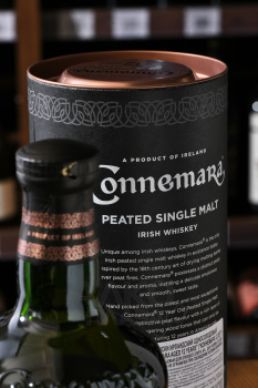 Connemara 12 years - виски Коннемара 12 лет 0.7 л в тубе
