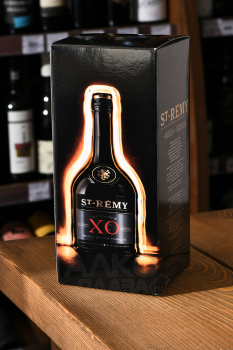 Saint-Remy XO - бренди Сен-Реми ХО 0.7 л в п/у