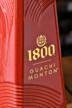 Jose Cuervo 1800 Guachimonton Anejo - текила Хосе Куэрво 1800 Гуачимонтон Аньехо 0.75 л в п/у