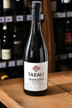Tabali Pedregoso Gran Reserva Pinot Noir - вино Табали Педрегосо Гран Резерва Пино Нуар 0.75 л красное сухое