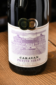 Quarisa Caravan Petite Sirah - вино Кариса Караван Пти Сира 0.75 л красное сухое