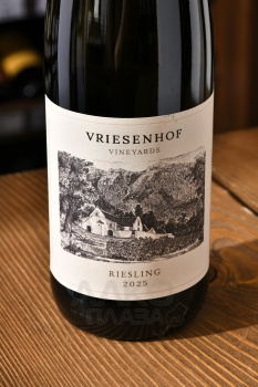 Vriesenhof Riesling - вино Вризенхоф Рислинг 0.75л белое сухое