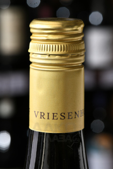 Vriesenhof Riesling - вино Вризенхоф Рислинг 0.75л белое сухое