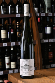 Riesling Clos Sainte Hune AOC - вино Тримбах Рислинг Кло Сент Ун 1.5 л белое полусухое