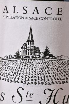 Riesling Clos Sainte Hune AOC - вино Тримбах Рислинг Кло Сент Ун 1.5 л белое полусухое